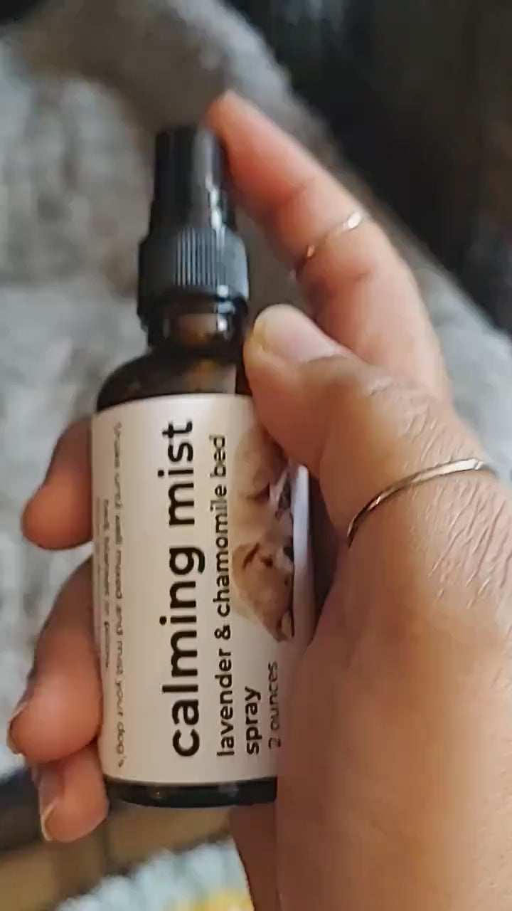 Calming Dog Bed Mist | Lavender Chamomile Sleep Spray | Luxury Relaxation for Dogs